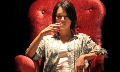 三级大乳播放三级